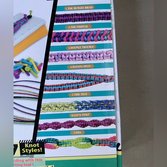 Prepop Friendship Bracelet Making Kit - Picture 5 of 8